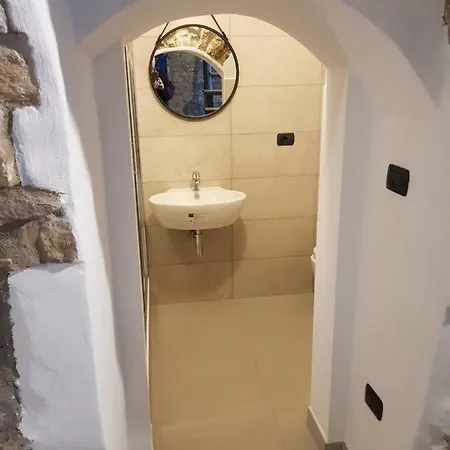 Casa Vacanze Faeto 3*